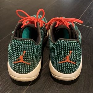 JORDAN ECLIPSE "HOT LAVA"  (5Y) women’s 6.5